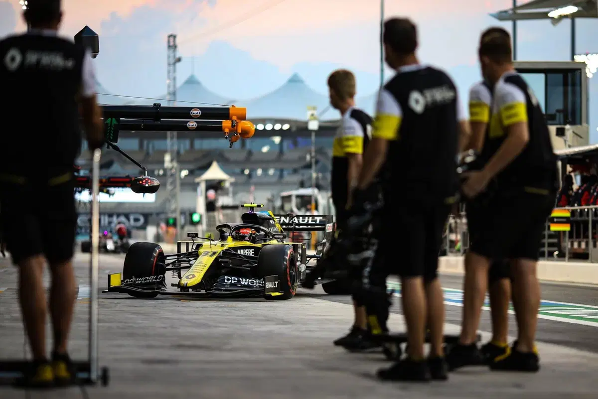 F1, GP Abu Dhabi 2020: vince Verstappen (49)