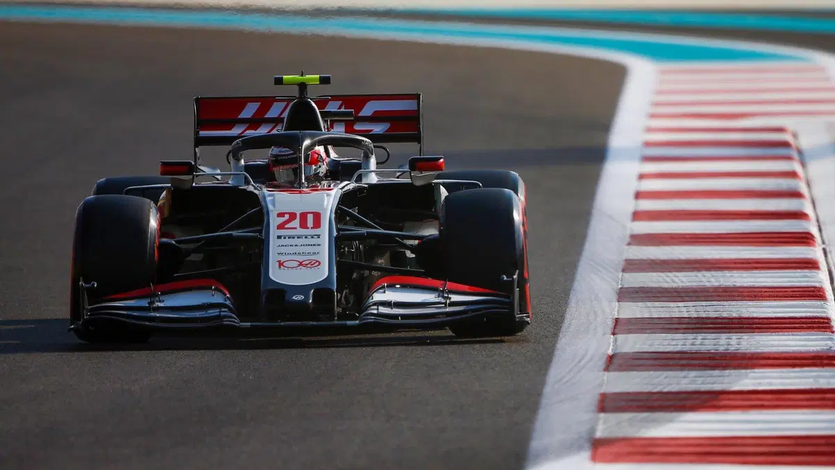 F1, GP Abu Dhabi 2020: vince Verstappen (63)