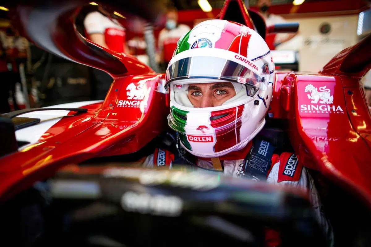 F1, GP Abu Dhabi 2020: vince Verstappen (66)