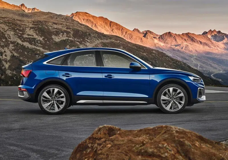 Audi Q5 Sportback (2020-24) (2)