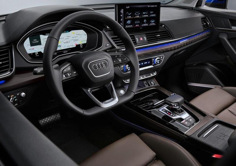 Audi Q5 Sportback (2020-->>) (16)