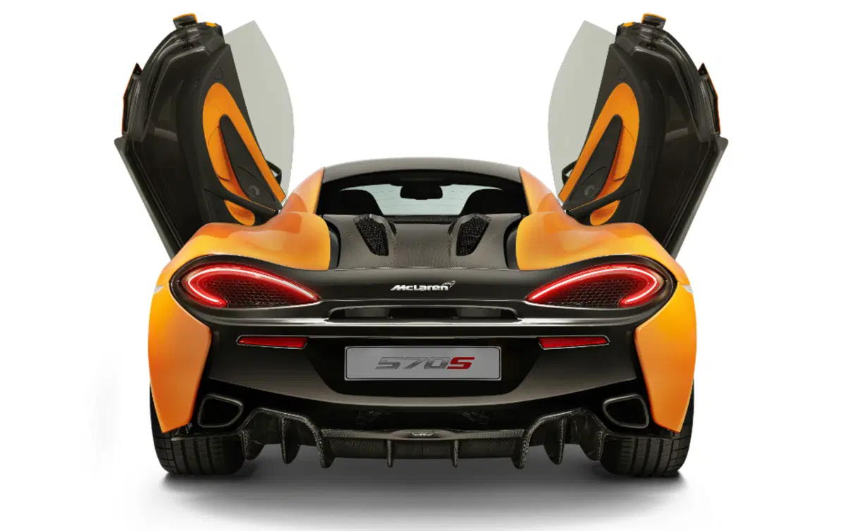 Quale sognare, Confronto: Lamborghini Huracàn LP 580-2 Vs McLaren 570 S (18)