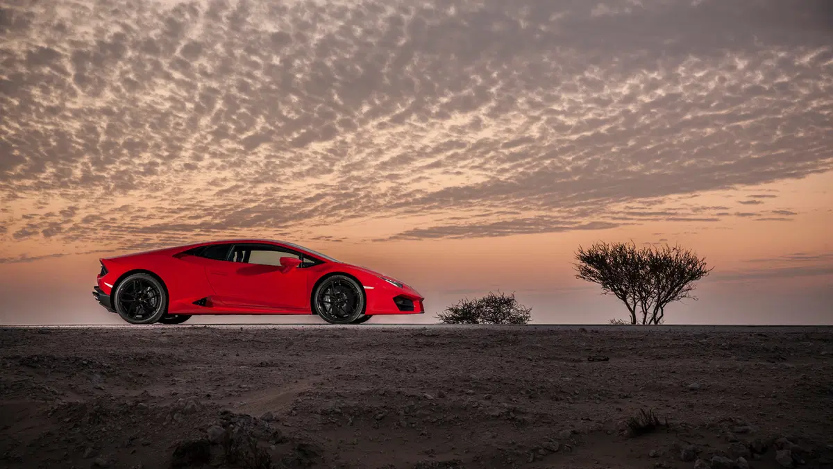 Quale sognare, Confronto: Lamborghini Huracàn LP 580-2 Vs McLaren 570 S (13)