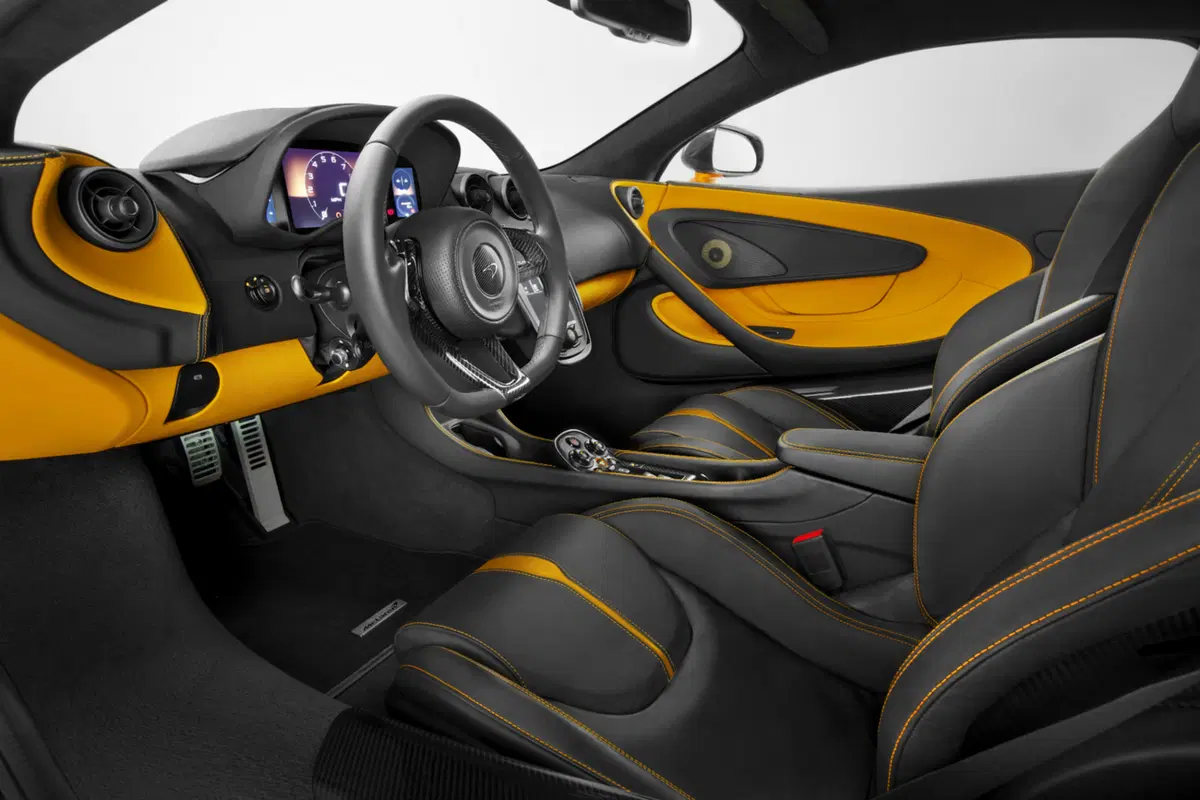 Quale sognare, Confronto: Lamborghini Huracàn LP 580-2 Vs McLaren 570 S (2)