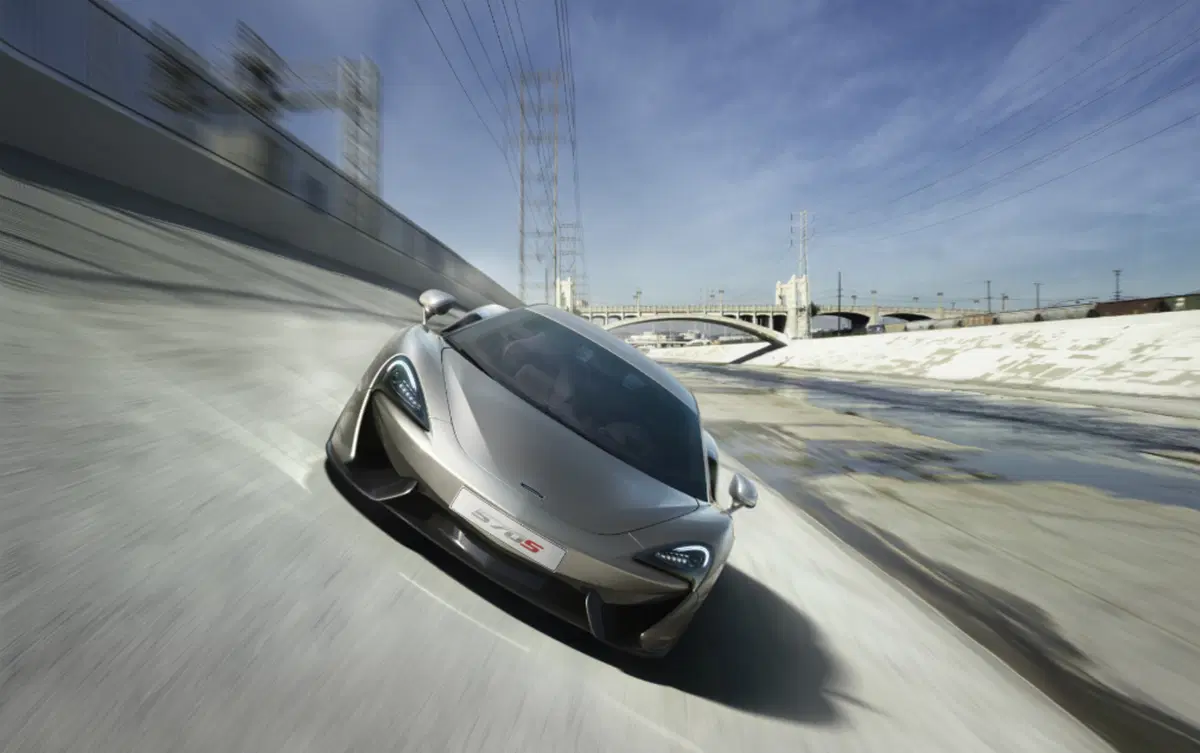 Quale sognare, Confronto: Lamborghini Huracàn LP 580-2 Vs McLaren 570 S