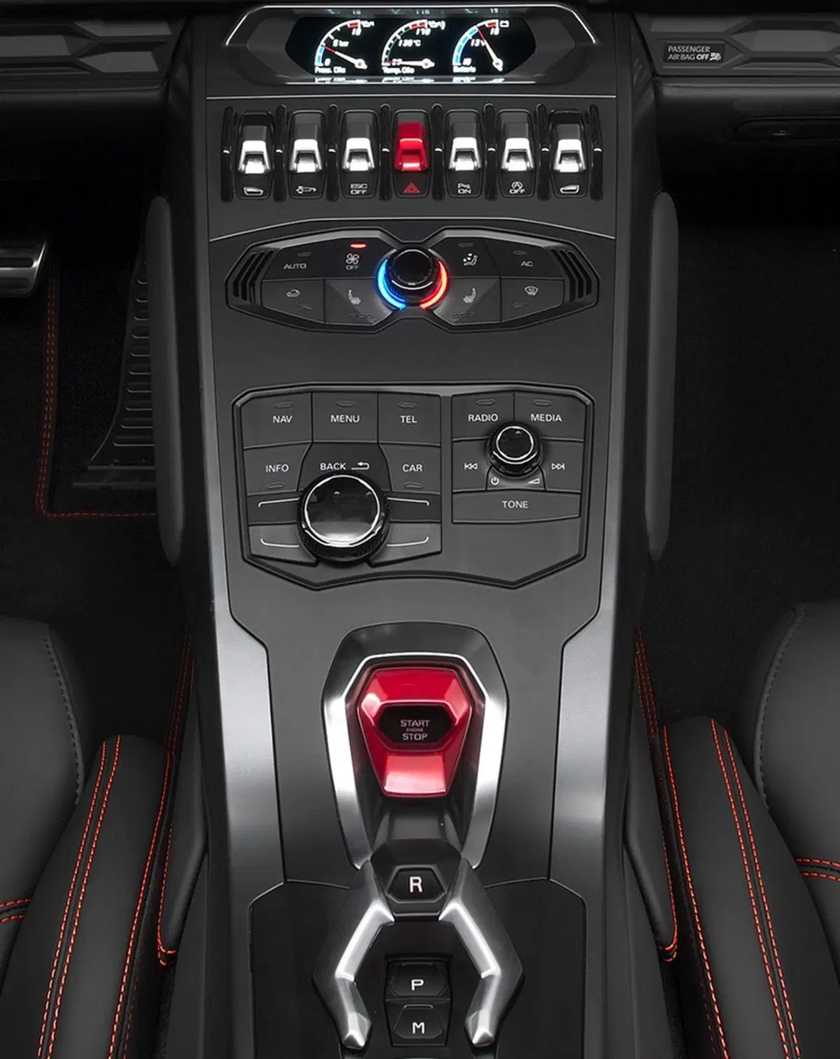 Quale sognare, Confronto: Lamborghini Huracàn LP 580-2 Vs McLaren 570 S (4)