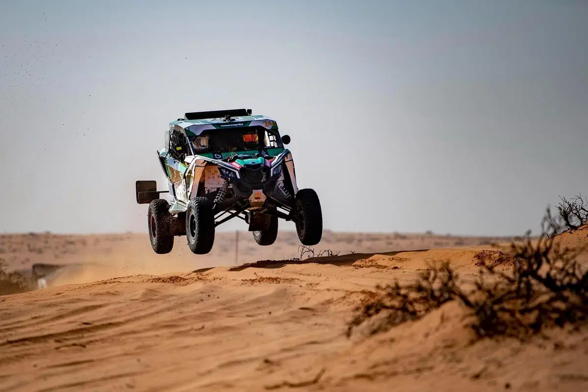 Hail Rally. Hail Baja 2. Si riparte ed è subito “vendetta” Sainz-Mini (3)