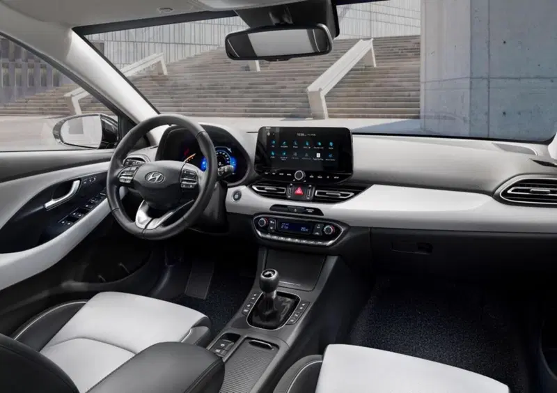 Hyundai i30 Station Wagon (2017-->>) (21)