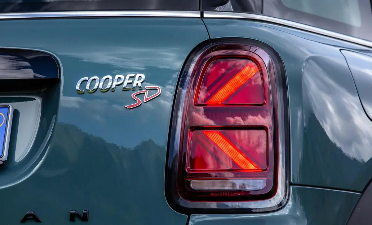 MINI Mini Countryman 1.5 Cooper Hype Countryman ALL4 Automatica (22)