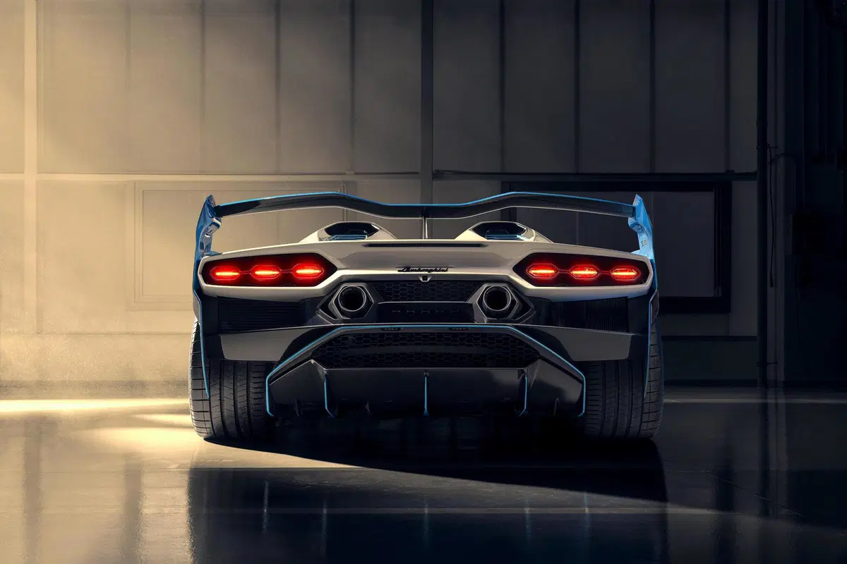 Lamborghini SC20, tolti i veli alla one-off stradale (7)