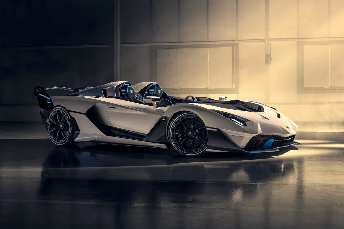 Lamborghini SC20, tolti i veli alla one-off stradale (11)