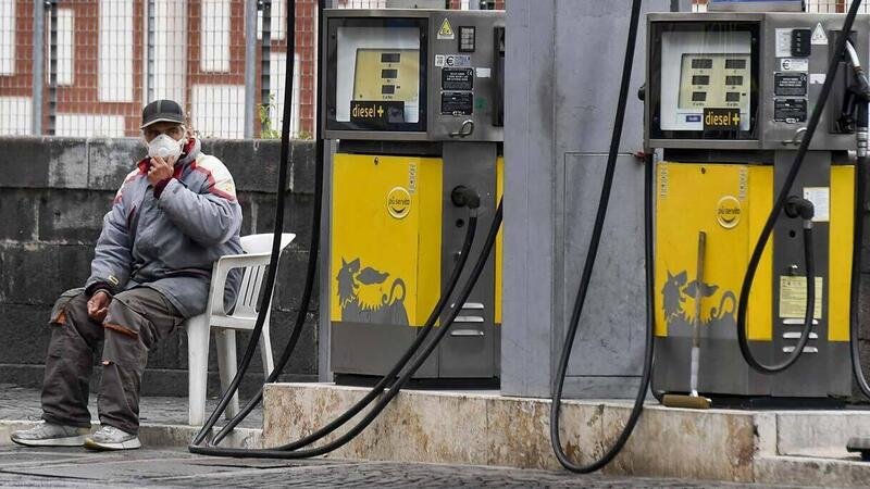 Effetto Dpcm su benzina e gasolio, -16% sui consumi petroliferi di novembre 