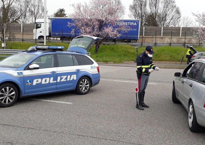 Pi&ugrave; controlli di polizia nelle strade durante le festivit&agrave;