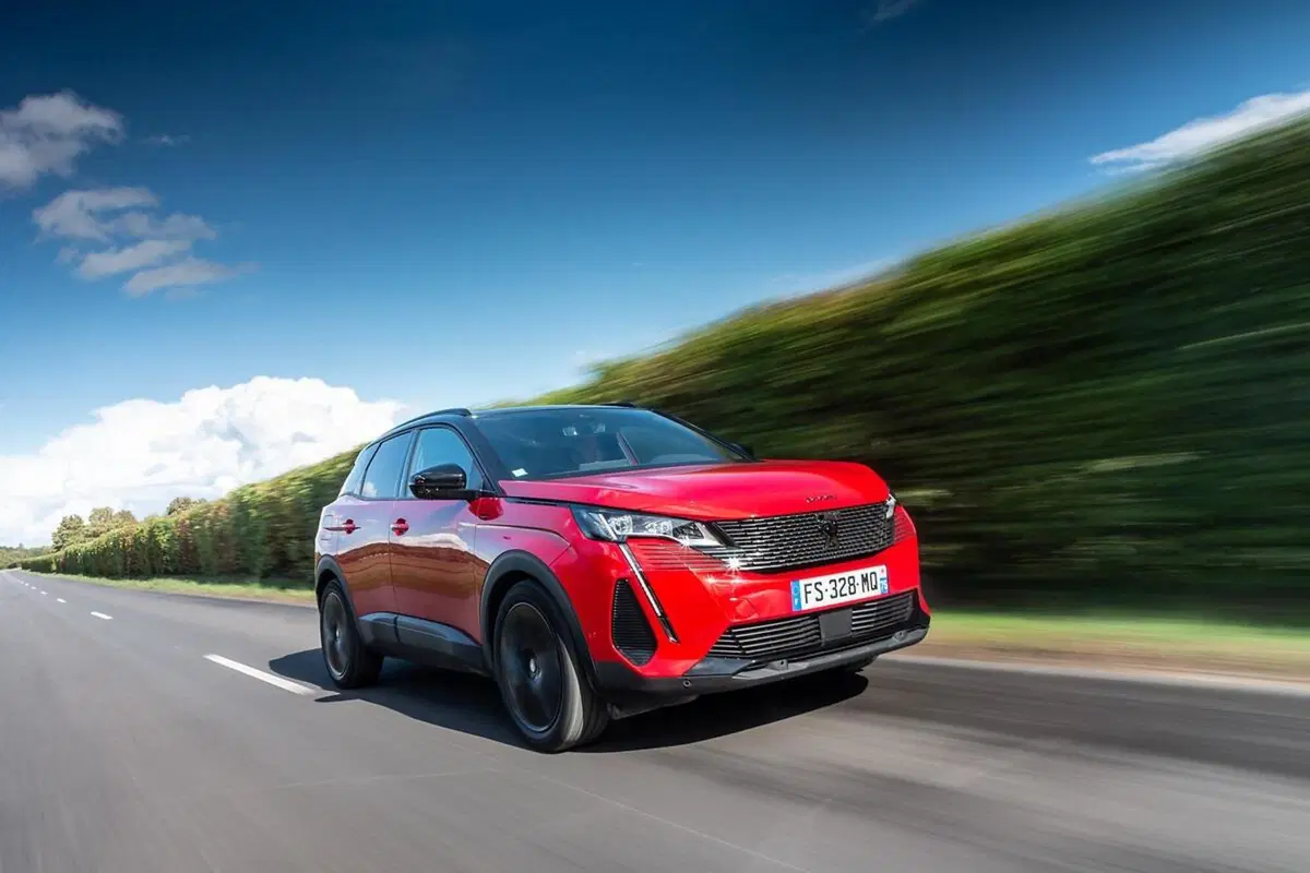 Peugeot 3008 2021, Hybrid4: primo test del SUV Plugin integrale da 59 Km EV (5)