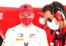 F1, Mick Schumacher: «I paragoni con papà? Un onore e uno stimolo»