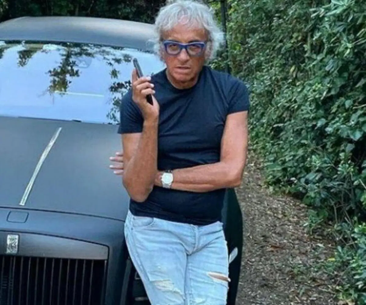 Il "sosia" di Briatore si scusa: &laquo;Sono io che ho bloccato Milano con la Rolls Royce&raquo;