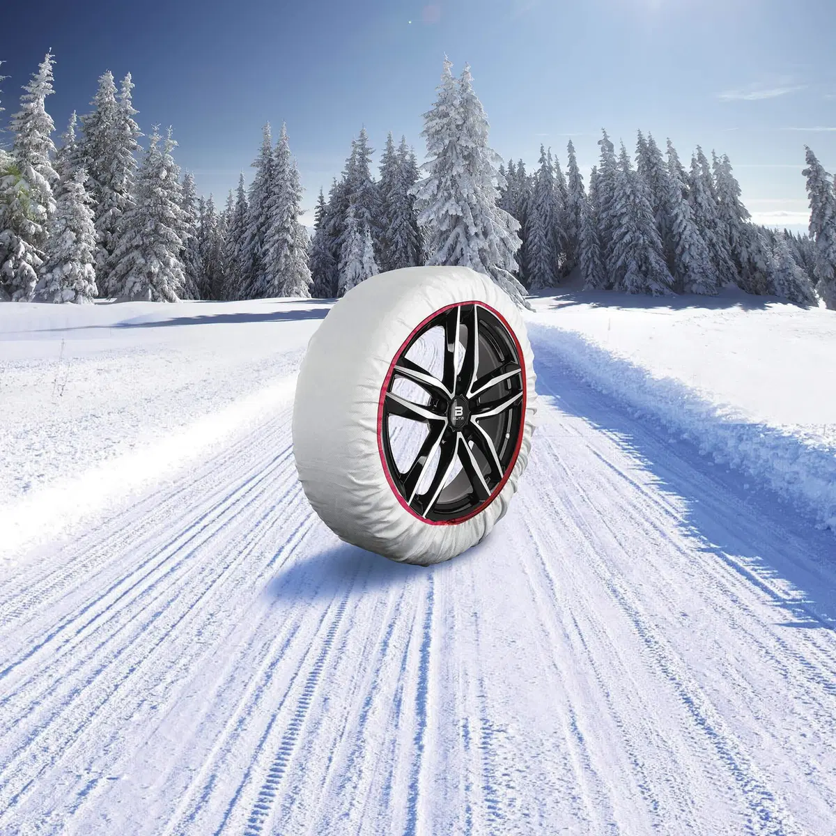 Calze e fasce da neve, omologate: quando e come usarle per essere in regola (6)