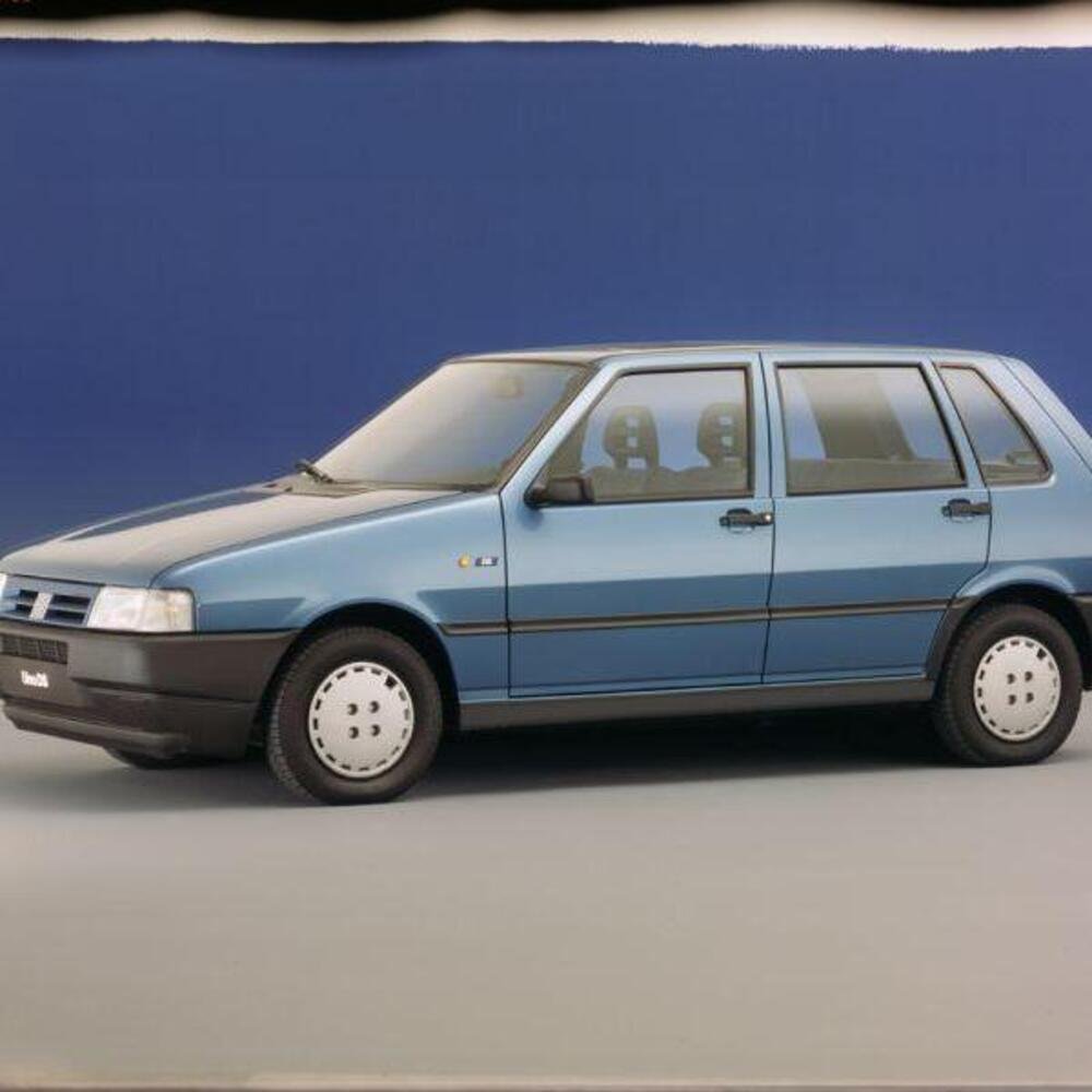 Fiat Uno, la numero uno in classifica immatricolazioni auto Italia del 1990