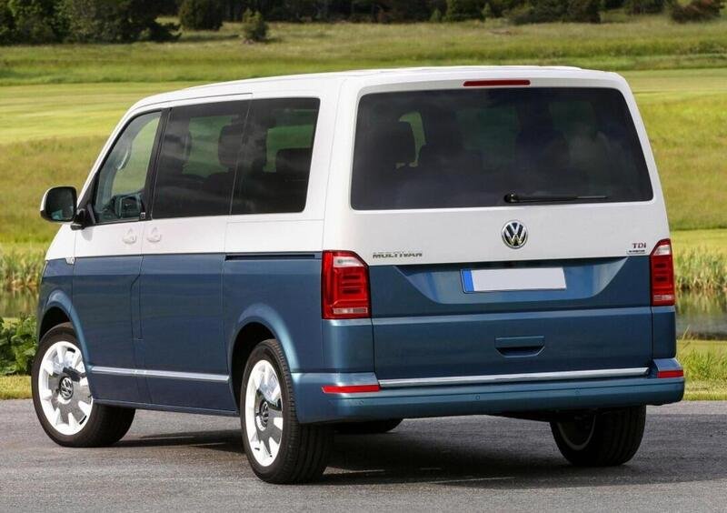 Volkswagen Veicoli Commerciali Multivan (2009-15) (3)