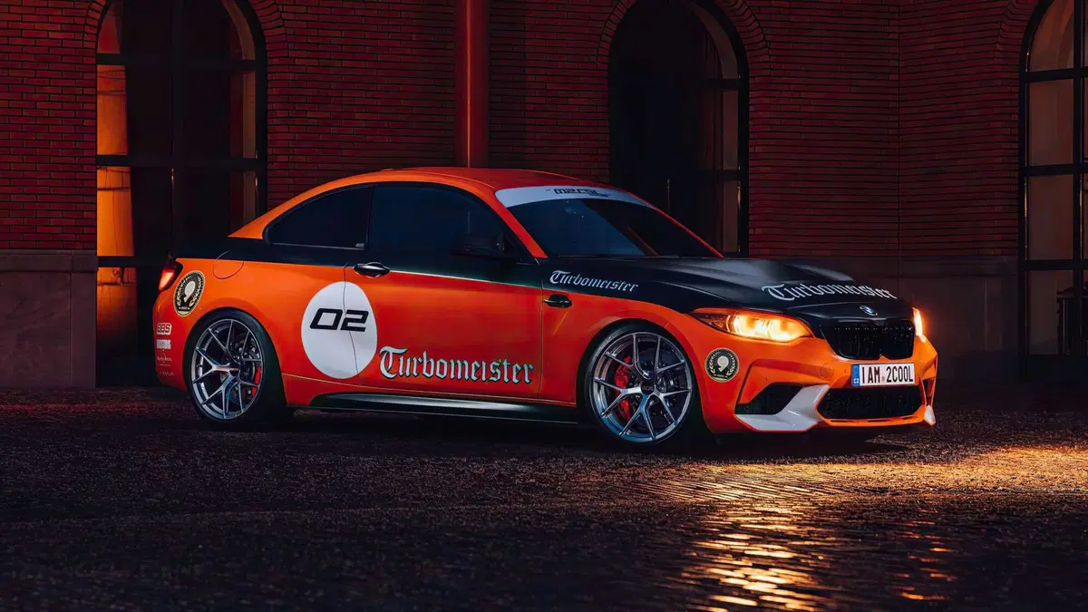 BMW M2 CSL: ecco la versione 'ufficiosa' mai realizzata da BMW (2)