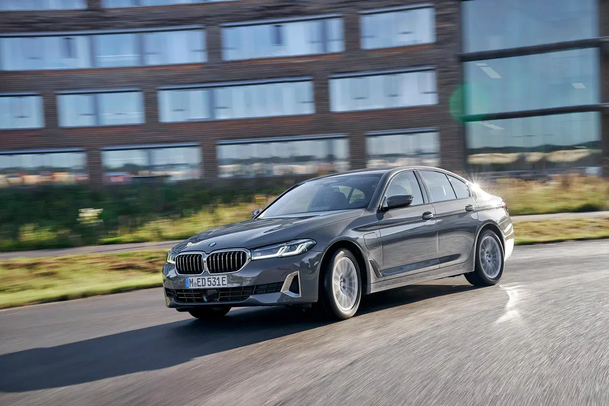 BMW 530e
