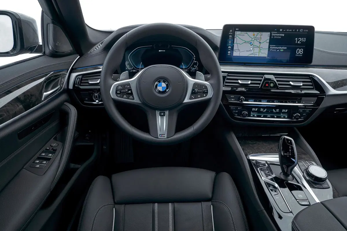 BMW 530e (11)