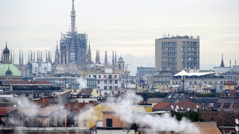 Milano inquinata nonostante il lockdown: polveri sottili oltre al soglia