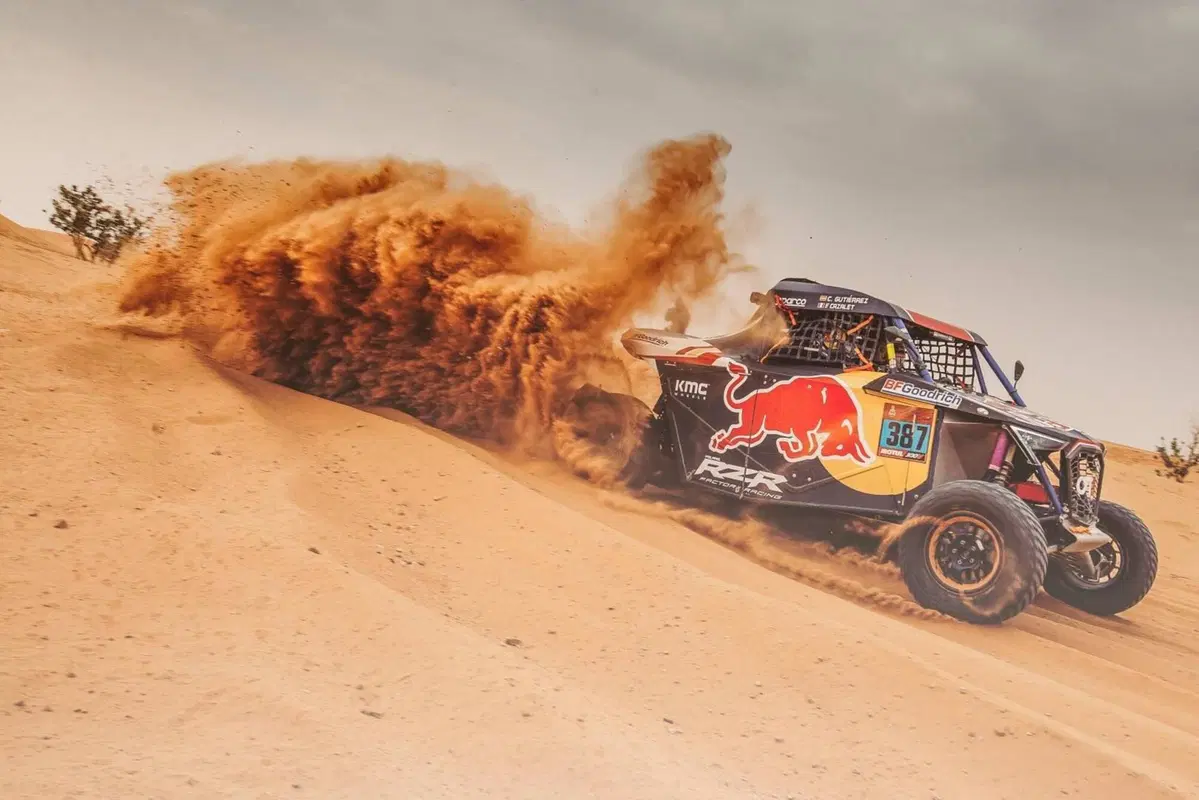 Il Bar della Dakar 2021. Energie Alternative? Le Ragazze! (6)