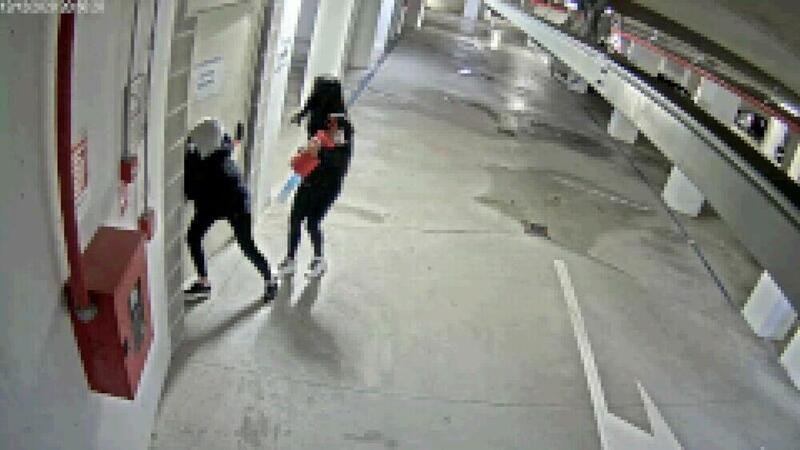 4 ragazze minorenni vandalizzano il parcheggio sotterraneo, In Veneto