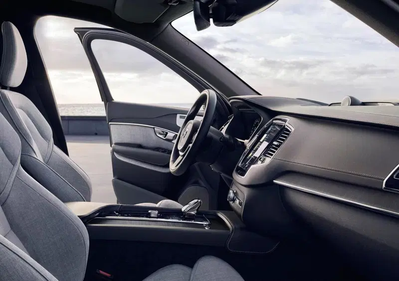 Volvo XC90 (33)