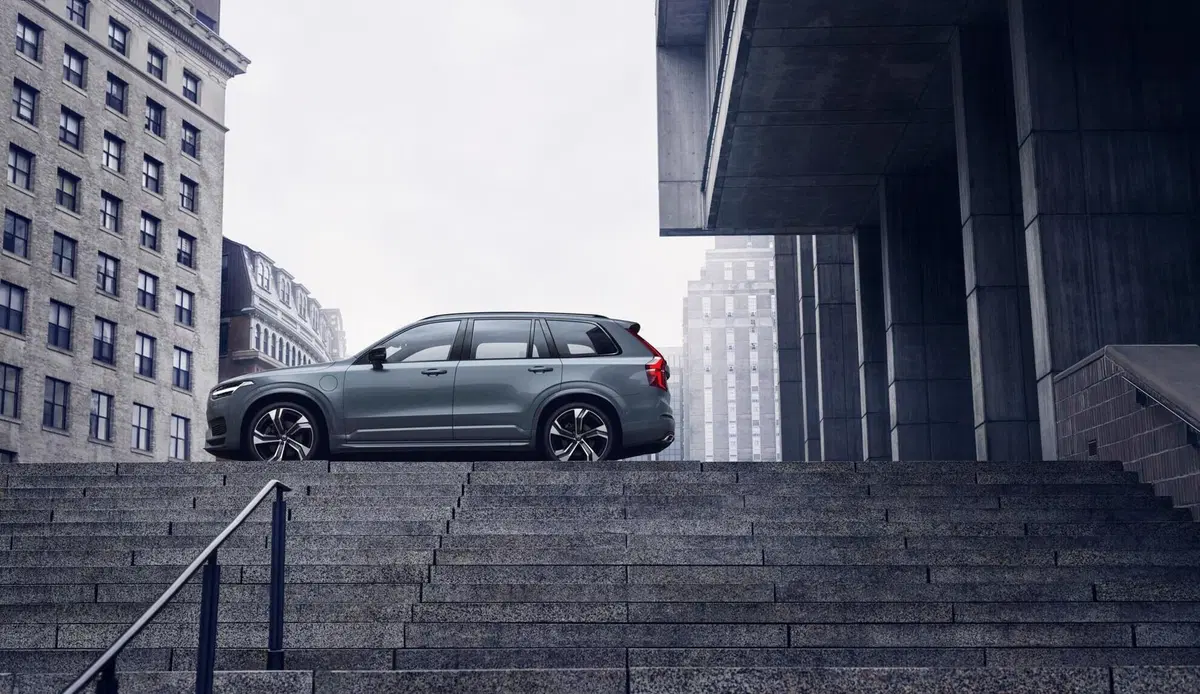 Volvo XC90 T5 AWD Geartronic Kinetic (32)
