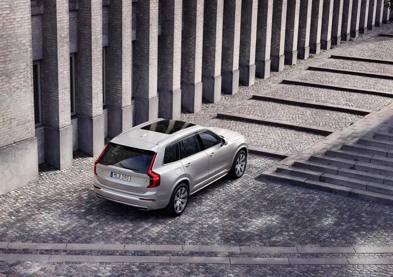 Volvo XC90 (29)