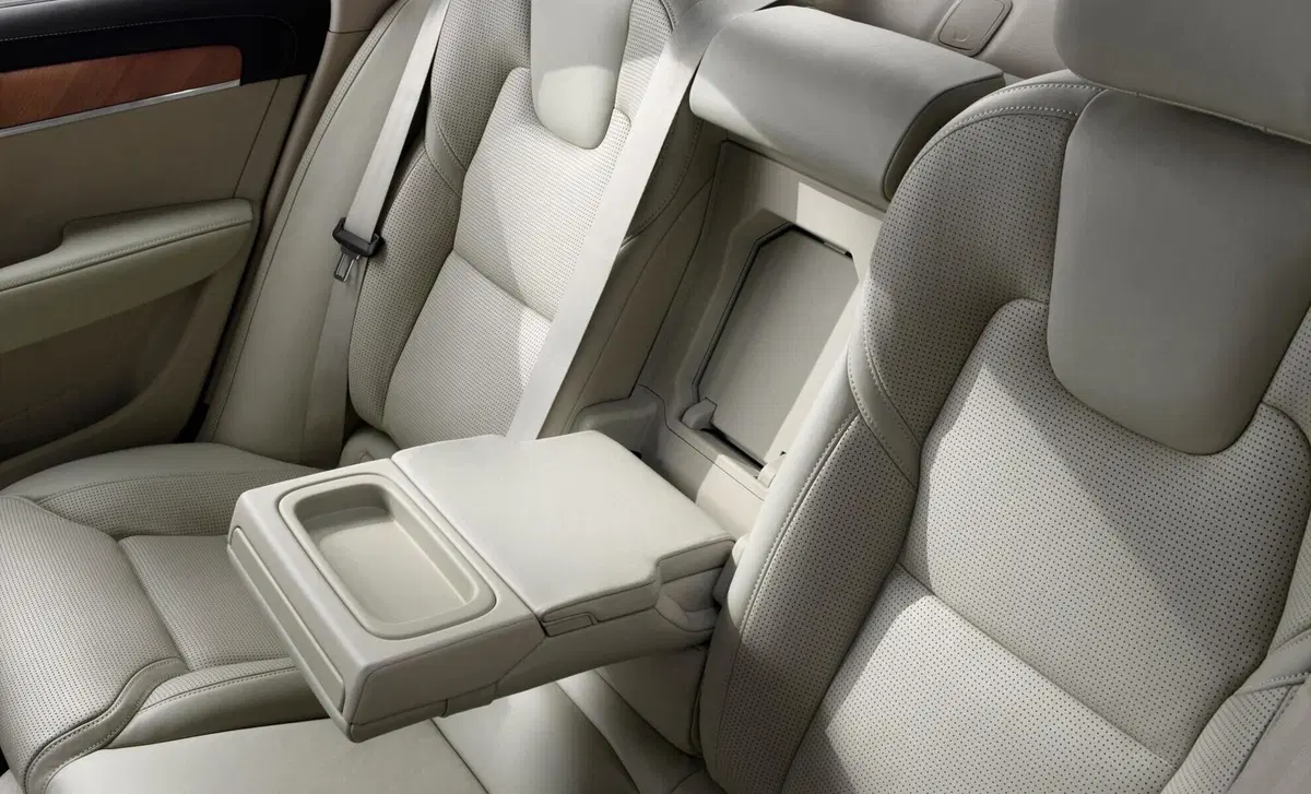 Volvo S90 2.0 b5 Core awd auto (8)