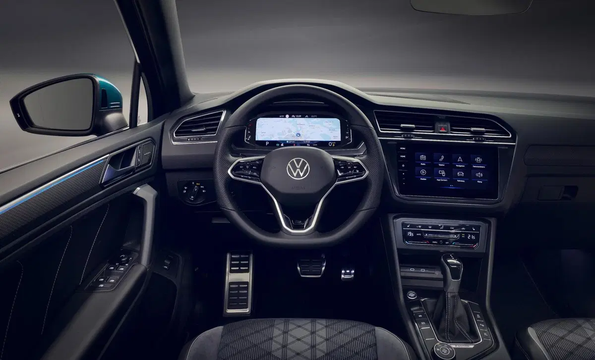Volkswagen Tiguan (2017-23) (11)