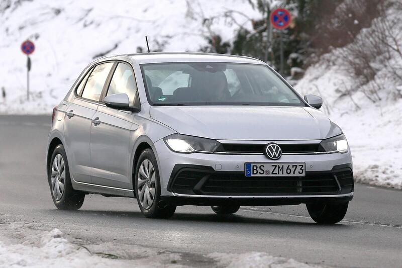 Volkswagen Polo restyling, le foto spia