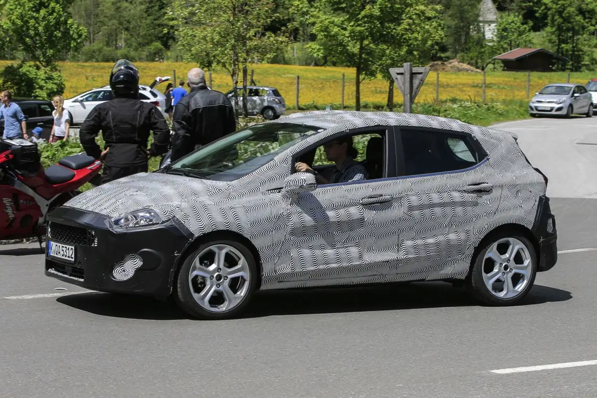 Ford Fiesta, gli scatti rubati della settima generazione (6)