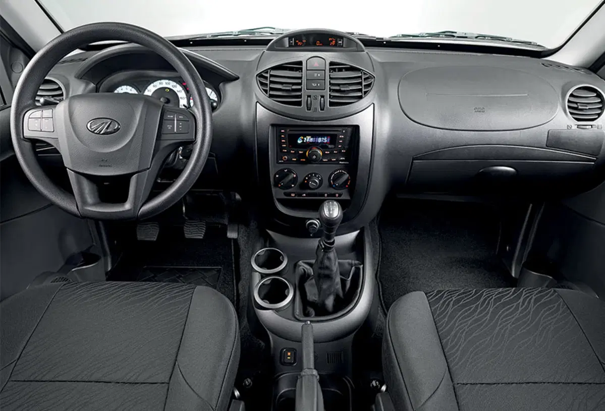 Mahindra Quanto (2015-18) (7)