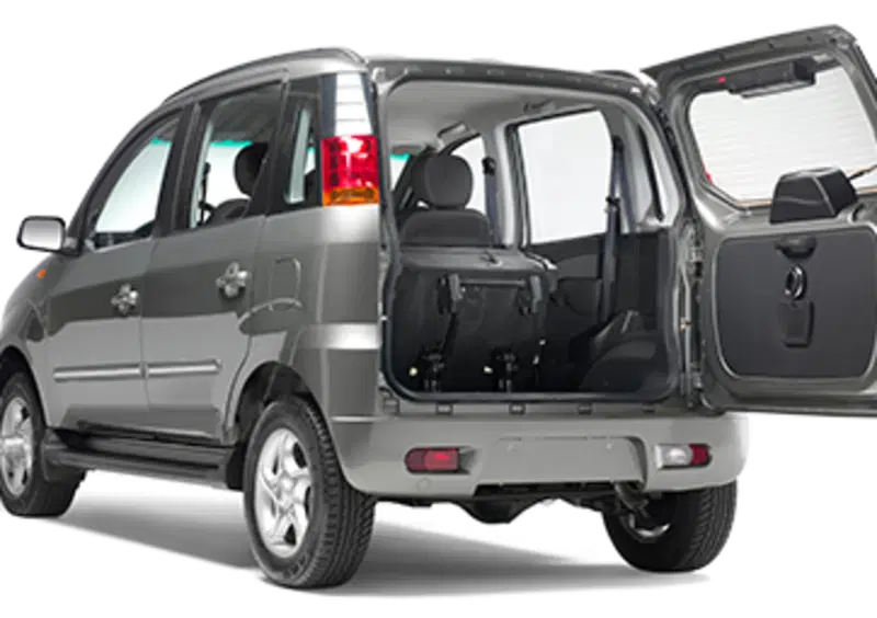 Mahindra Quanto (2015-18) (10)
