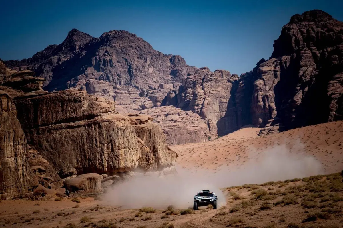 Dakar 2021. 10a Tappa. Coenejo Out, in testa “K” Benavides, Honda. Peterhansel, Mini, intoccabile (14)