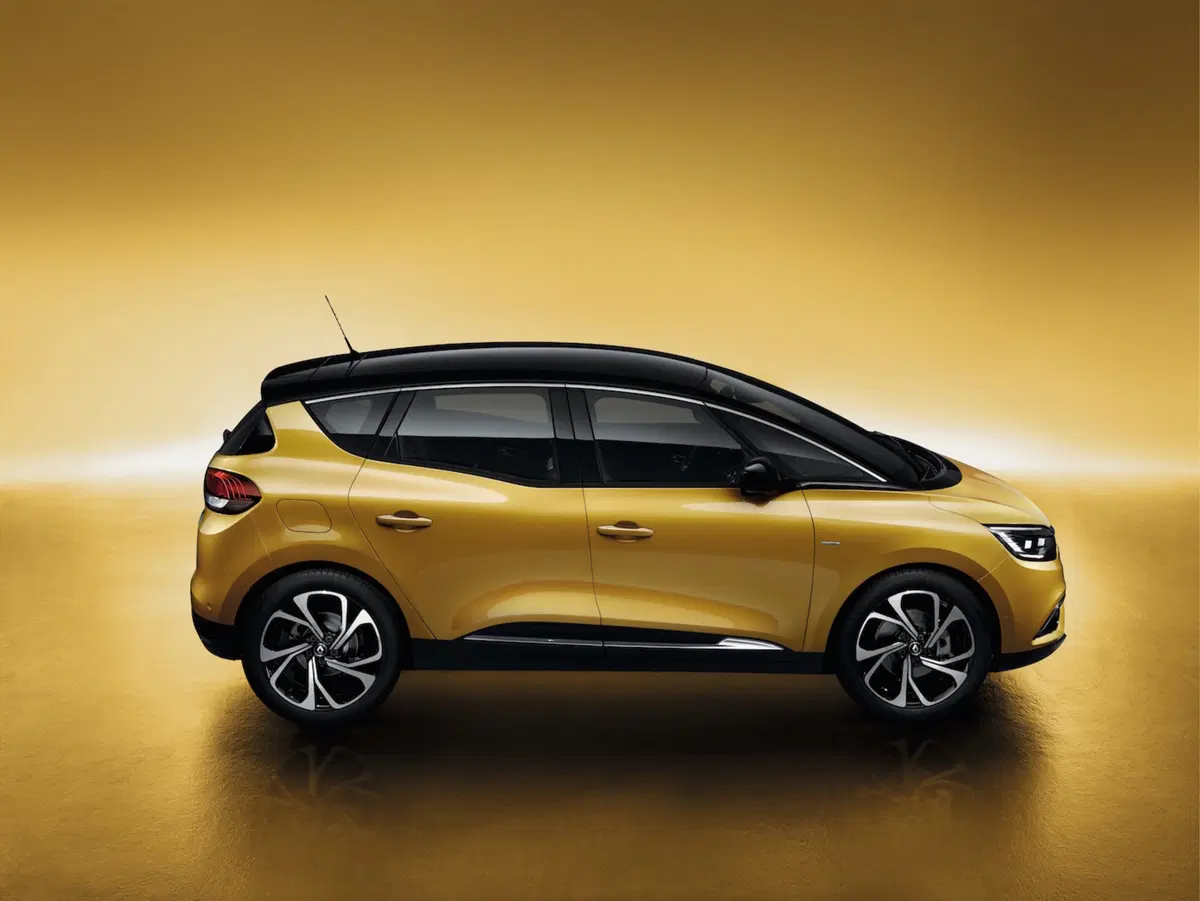 Nuova Renault Scénic: grandeur obligatoire