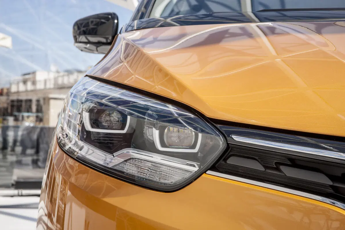 Nuova Renault Scénic: grandeur obligatoire (8)