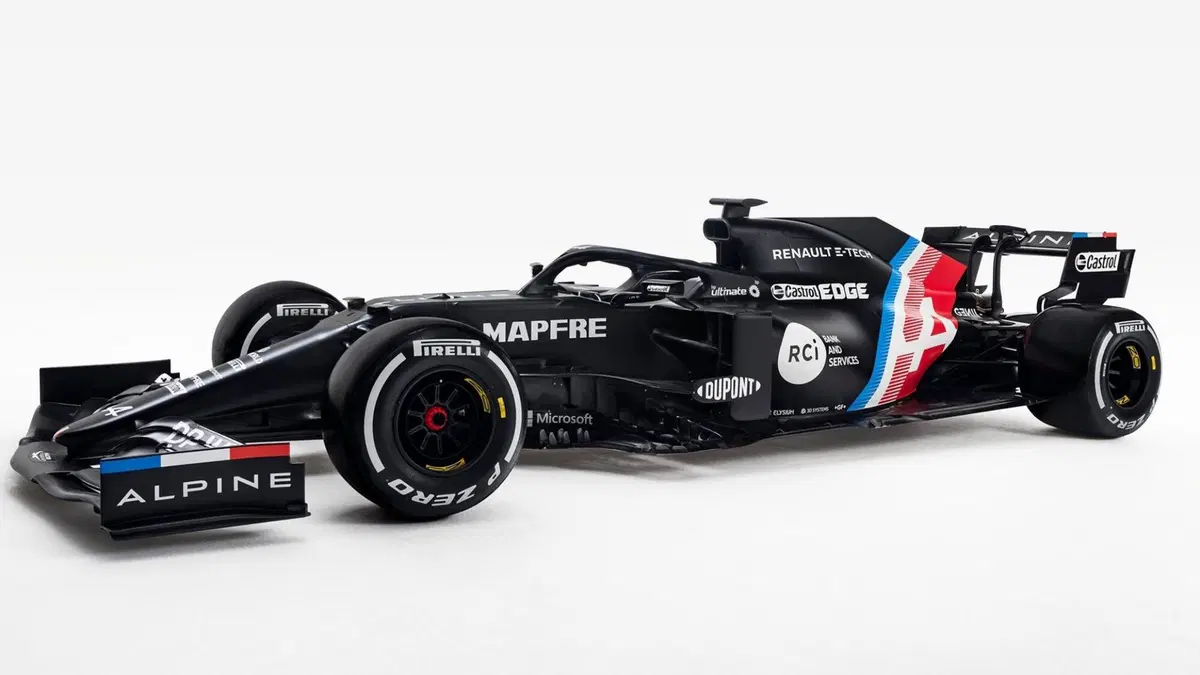 Formula 1, l'Alpine mostra una livrea invernale (4)