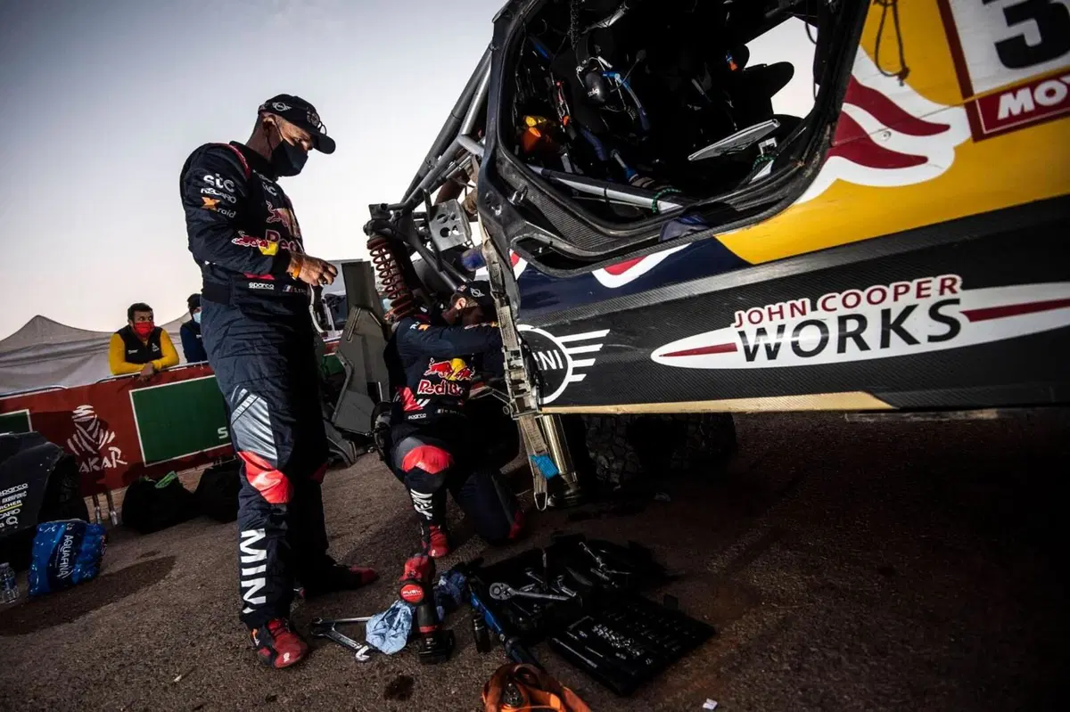 Dakar 2021. Stephane Peterhansel: è Monsieur Dakar per il 14° Trionfo! Con Mini (16)