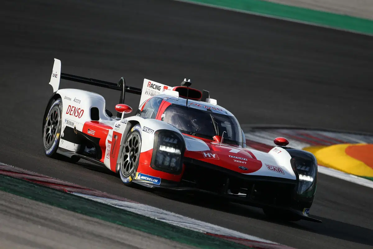 WEC: Toyota svela la GR010, l'hypercar per l'assalto a Le Mans (29)