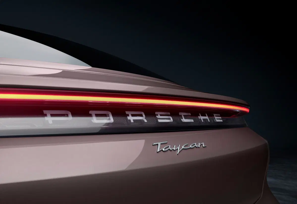 Porsche Taycan, arriva l'entry level a trazione posteriore (6)