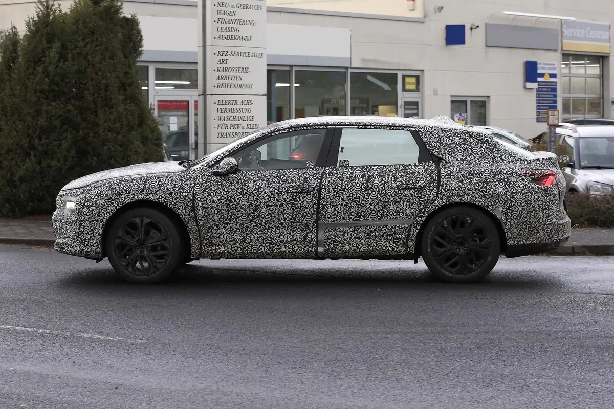 Citroen C5, le foto spia (15)