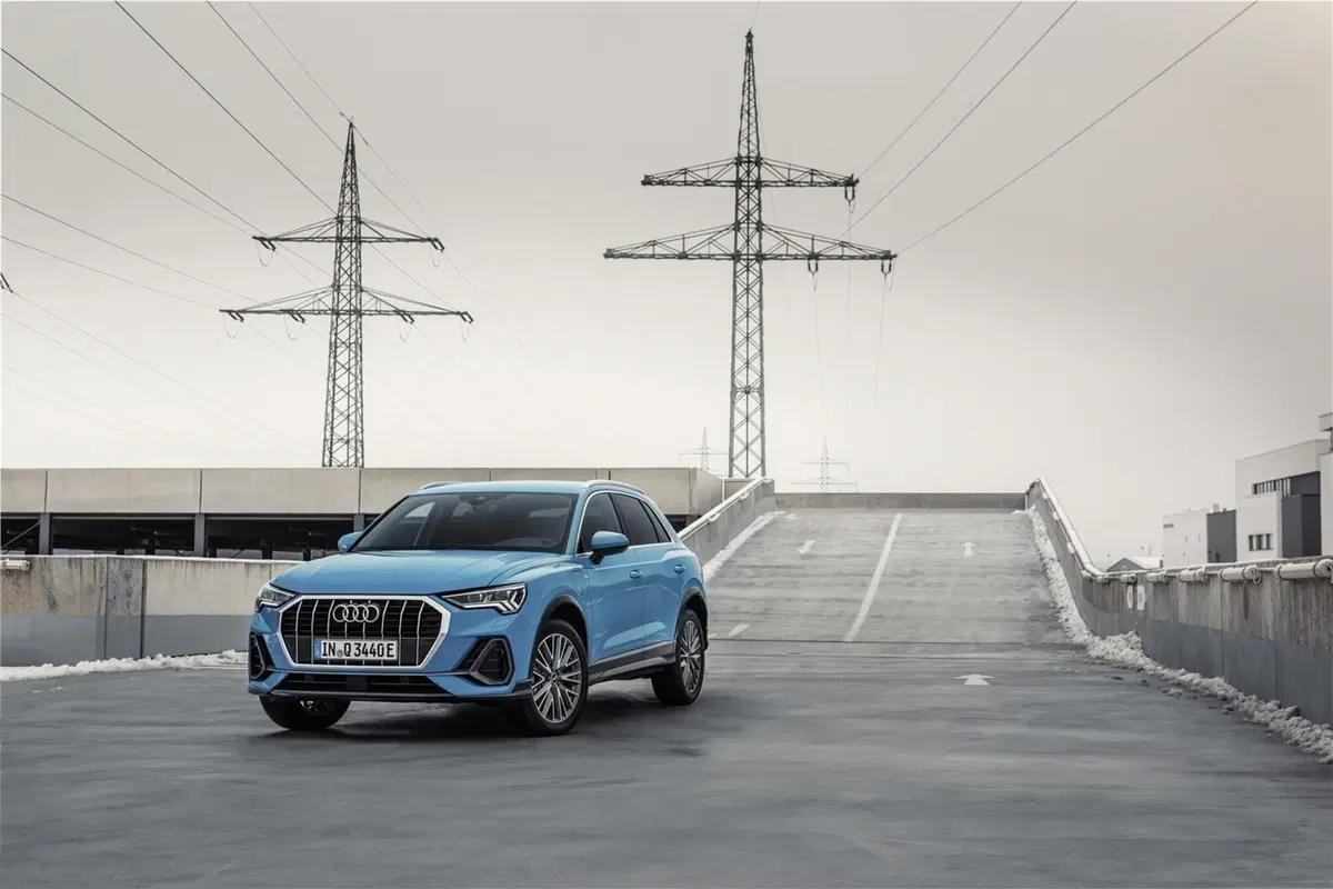 Audi Q3 e Q3 Sportback plug-in hybrid, si parte da 47.900 euro (6)