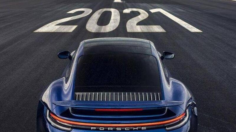 Risultati 2020 e novit&agrave; 2021 Porsche: Macan auto pi&ugrave; venduta, attendendo Cross Turismo EV (e festa a Franciacorta)