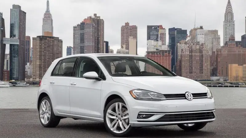 Volkswagen Golf &ldquo;base&rdquo; dice addio al mercato americano: rimangono solo le GTI e le R