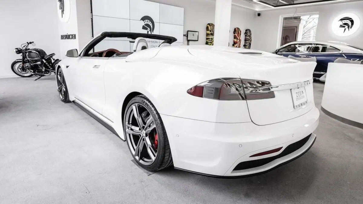La Tesla Model S diventa convertibile grazie ad Ares Design [FOTOGALLERY] (8)